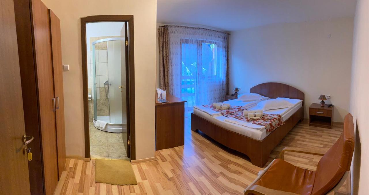 Green Mountain Resort Scrind-Frasinet ภายนอก รูปภาพ