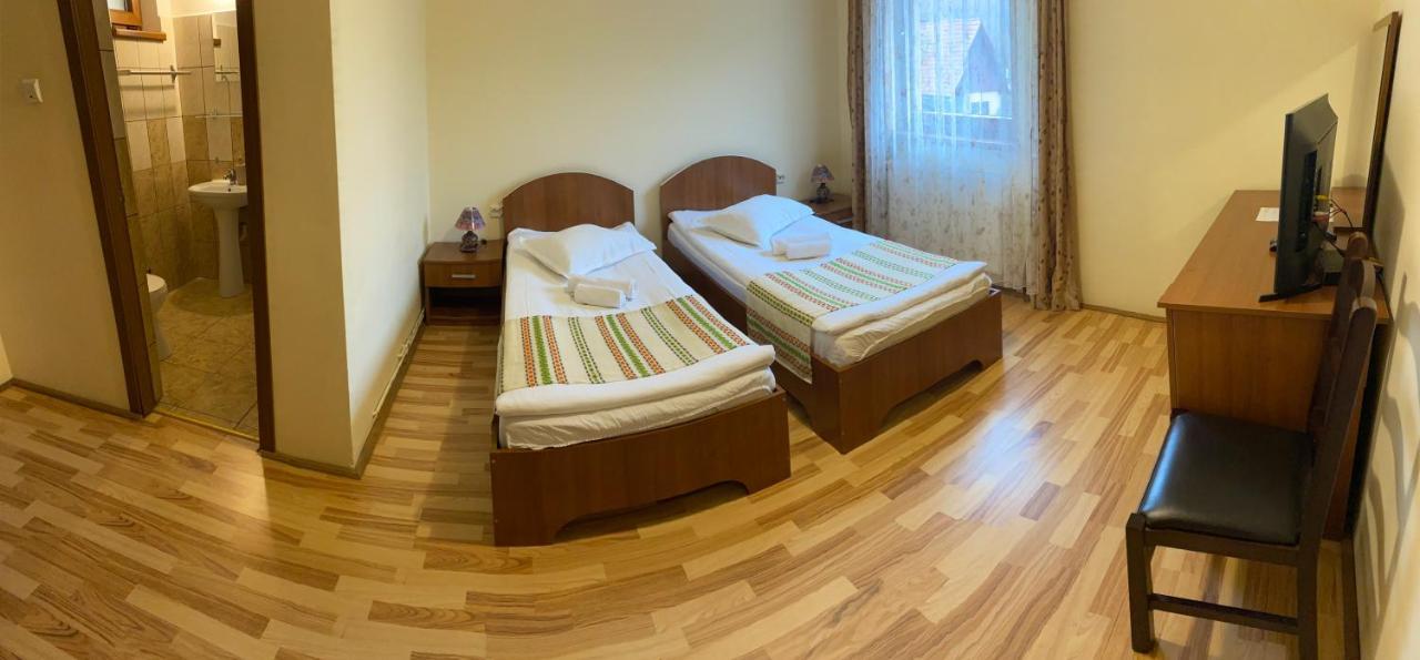 Green Mountain Resort Scrind-Frasinet ภายนอก รูปภาพ