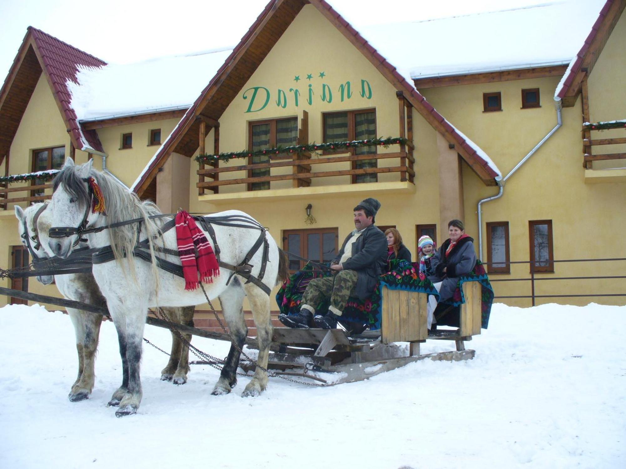 Green Mountain Resort Scrind-Frasinet ภายนอก รูปภาพ